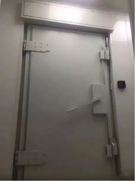 屏蔽機房的一些常見組成-全自動屏蔽門